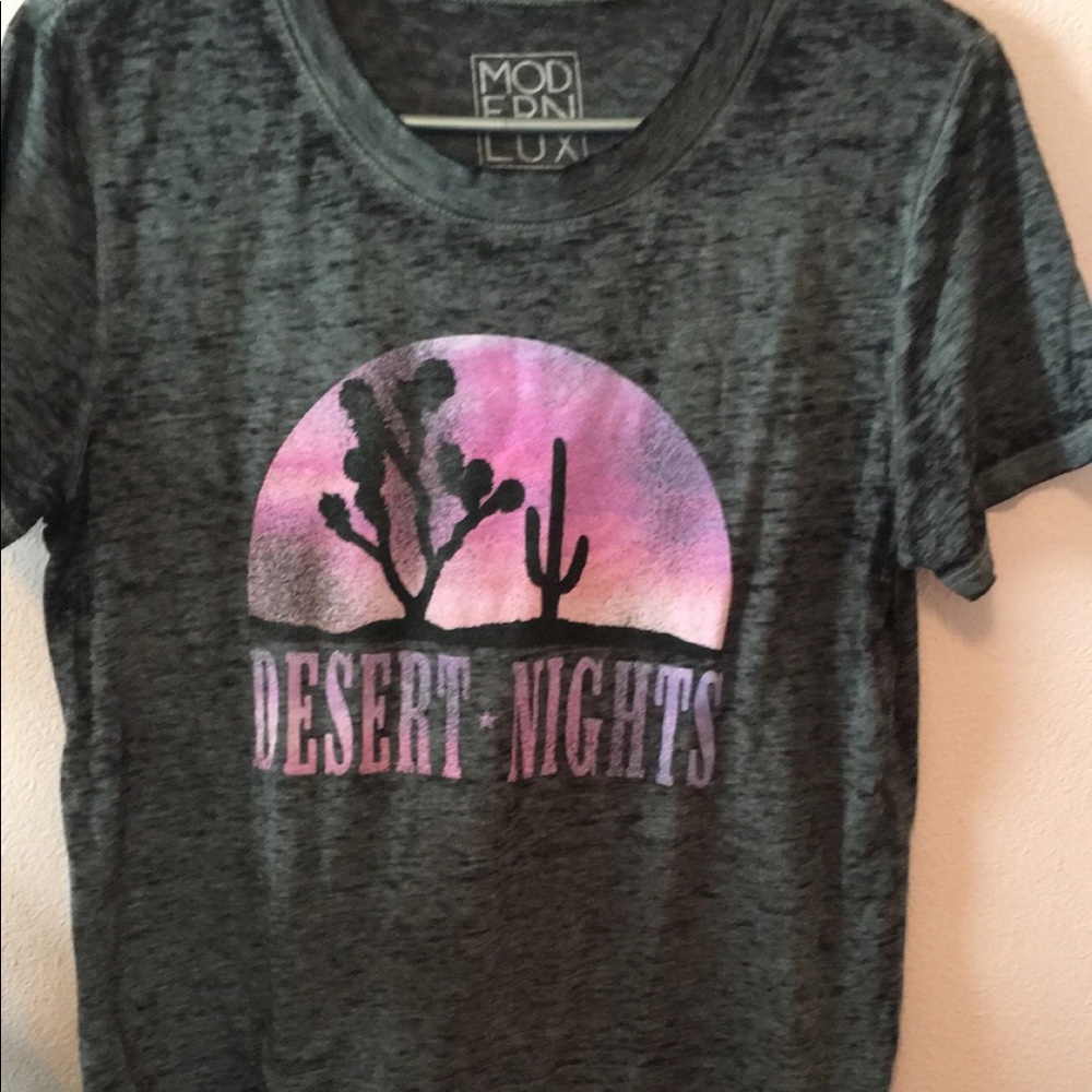 Graphic tee